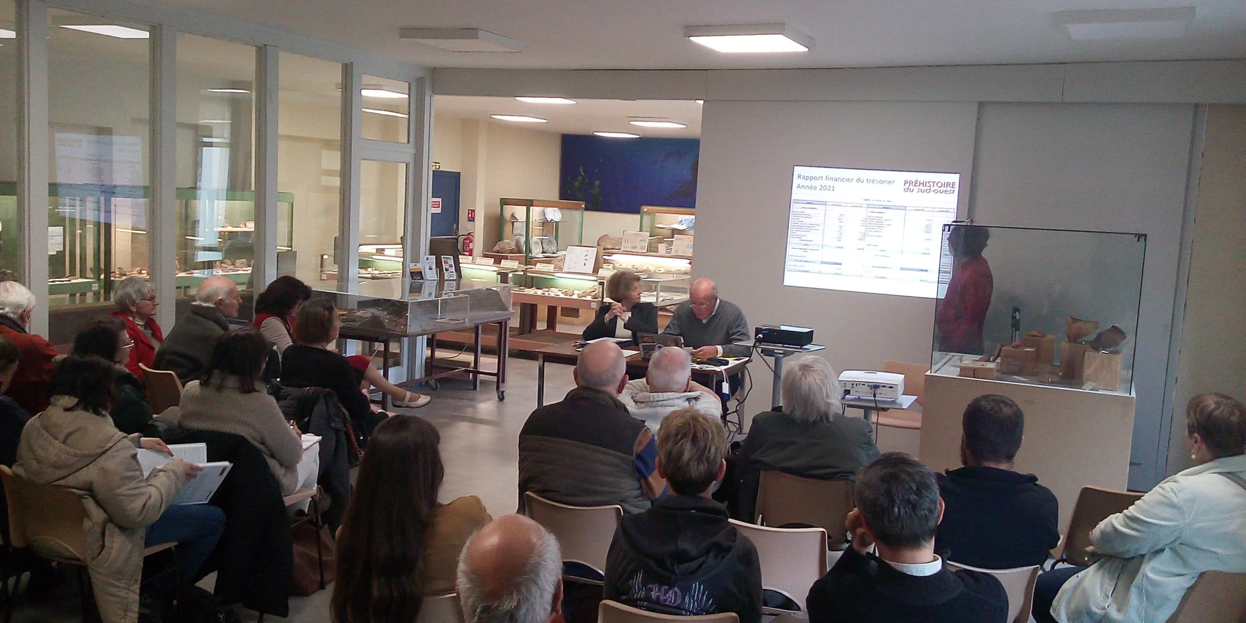 Lire la suite à propos de l’article ASSEMBLÉE GÉNÉRALE DE PRÉHISTOIRE DU SUD-OUEST : SAMEDI 9 AVRIL 2022 – Photos, Nouveau bureau.
